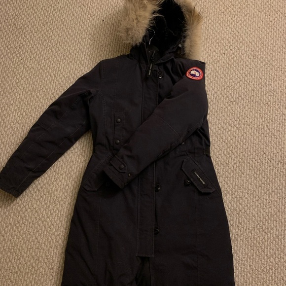 Canada Goose Kensington Parka - Picture 3 of 11